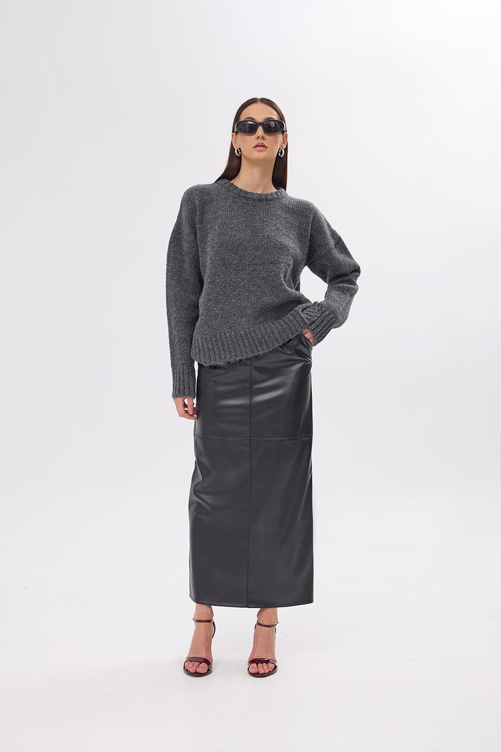 Mozto-Whitney Grey Oversize Kazak-Kazak & Triko-3-roqelvaxirum.shop