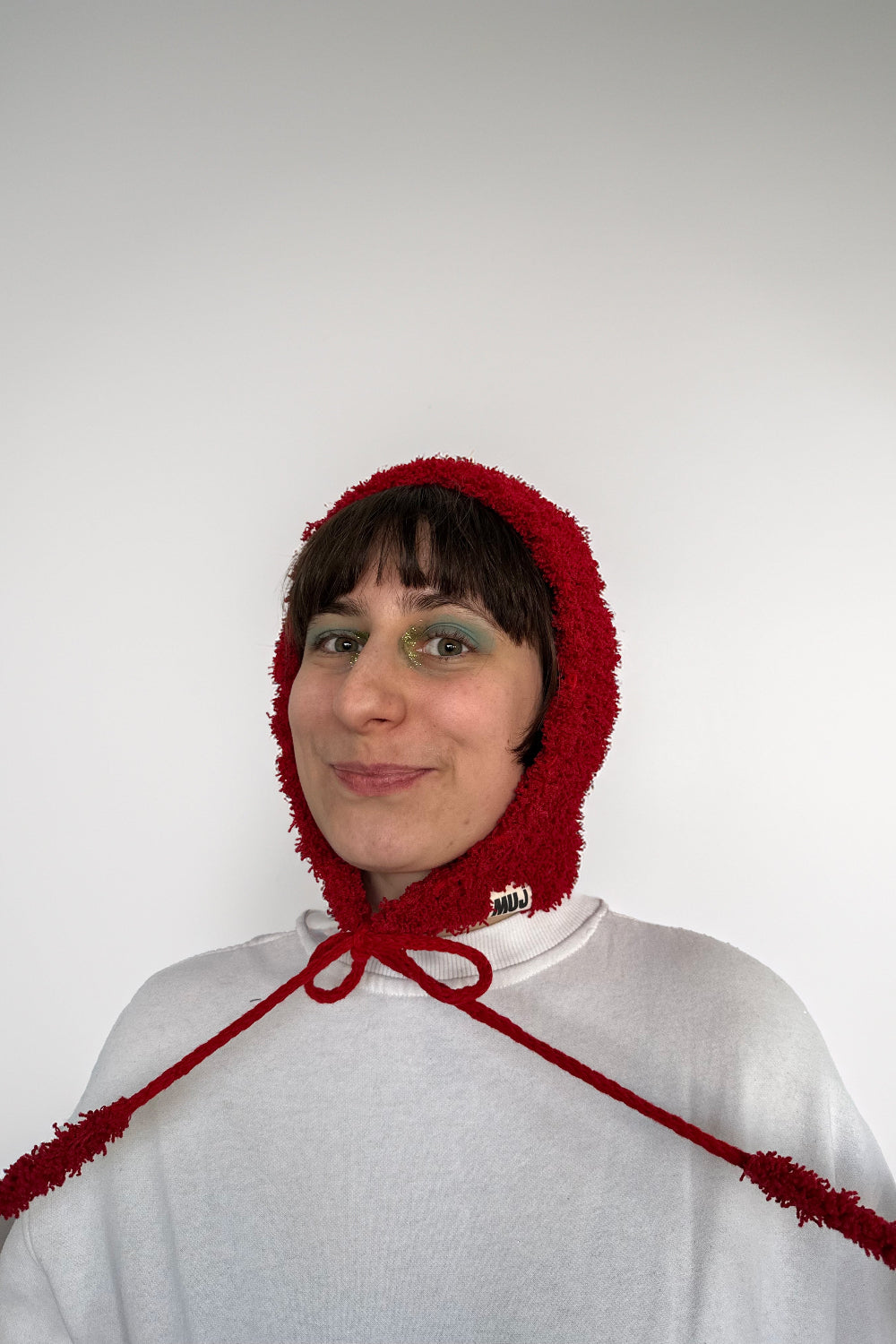 Mujj Studio-Red Bow Tie Bonnet-Saç Aksesuarı-1-roqelvaxirum.shop
