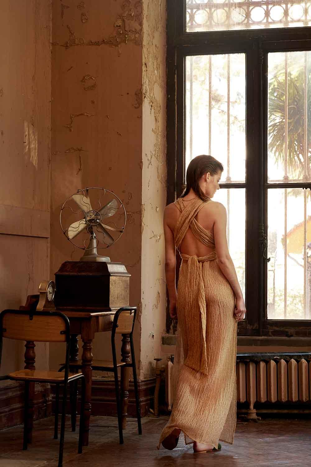 Naïve Atelier-Iris-Elbise-2-roqelvaxirum.shop