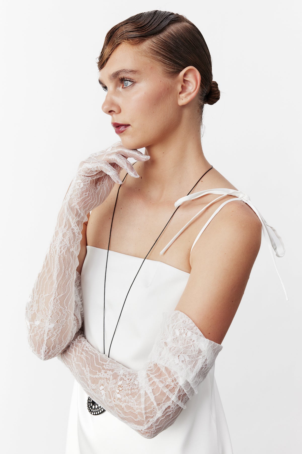 Nazlı Ceren-Aella Saten Elbise Beyaz-Elbise-3-roqelvaxirum.shop