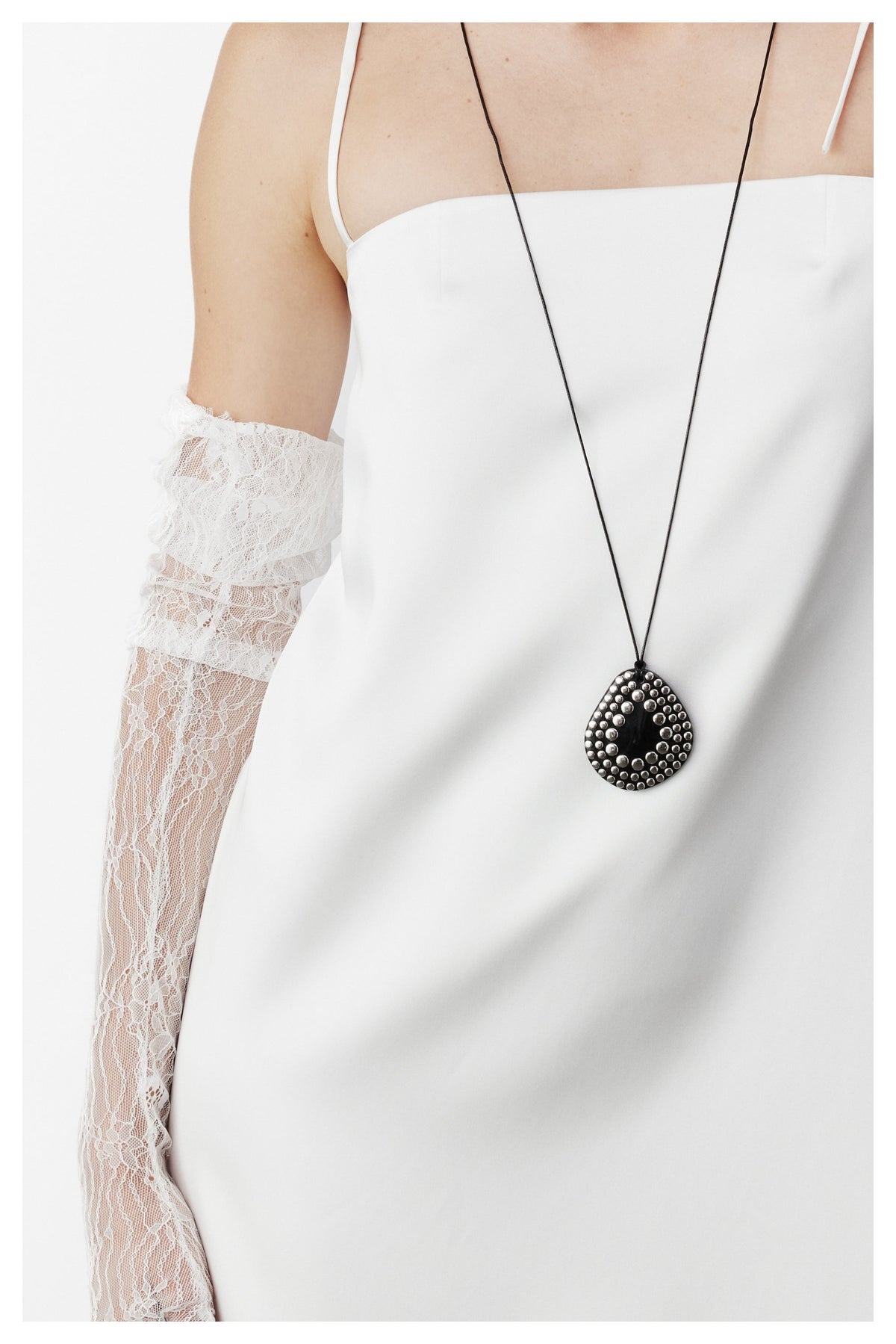 Nazlı Ceren-Aella Saten Elbise Beyaz-Elbise-4-roqelvaxirum.shop