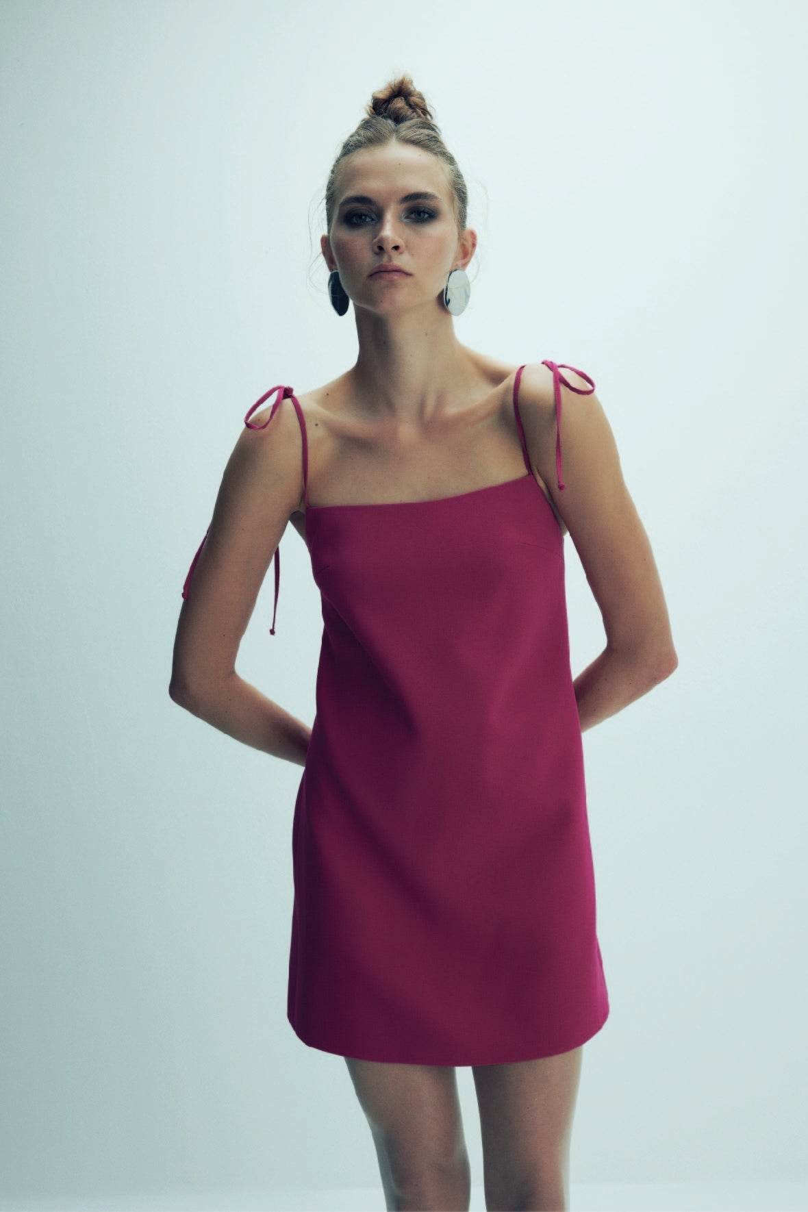 Nazlı Ceren-Ellie Krep Mini Elbise Raspberry Sorbet-Elbise-3-roqelvaxirum.shop