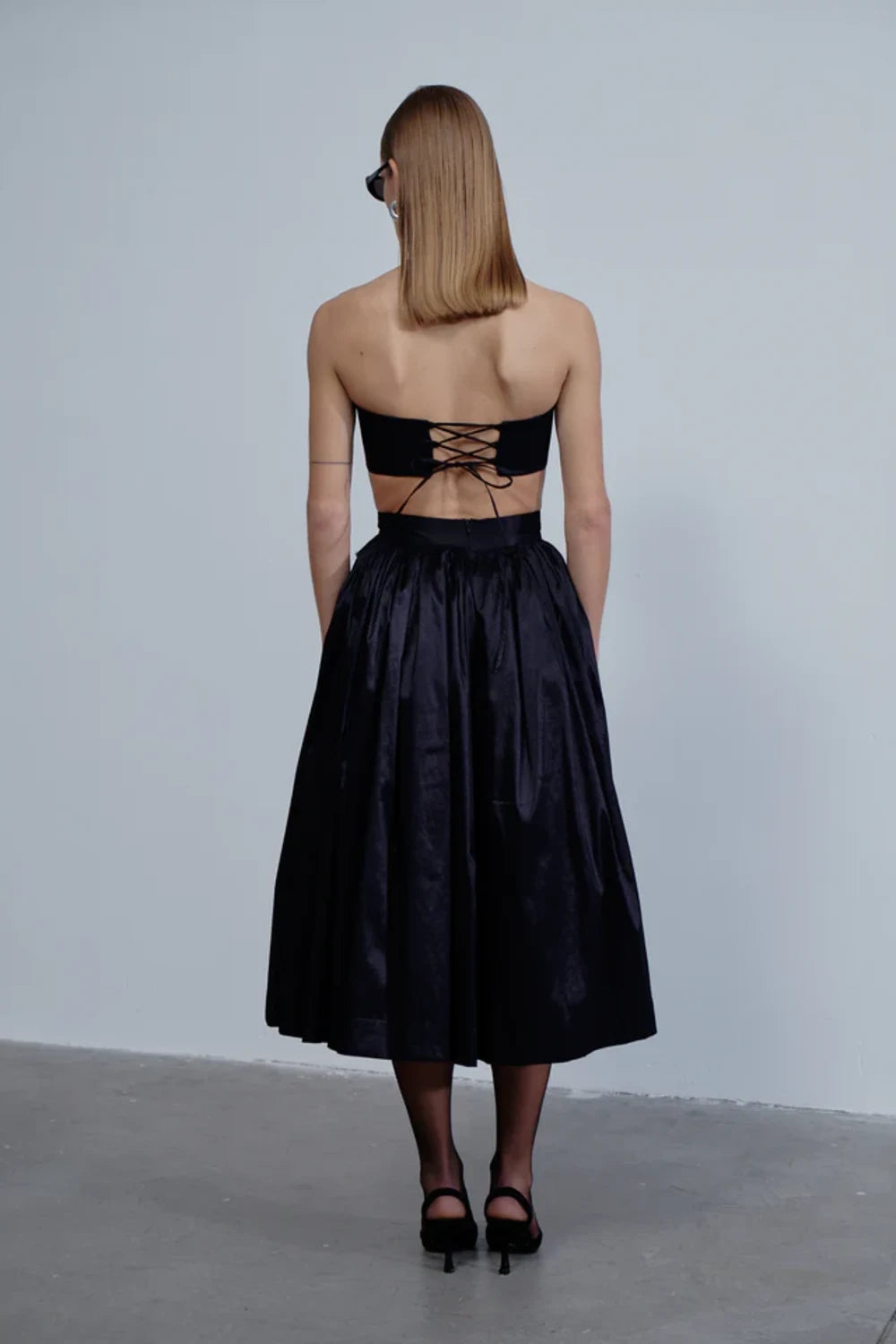 Nazlı Ceren-Lou Lou Top Noire-Top-2-roqelvaxirum.shop