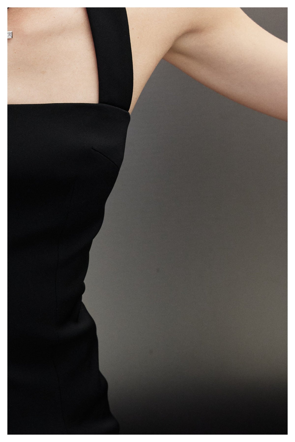 Nazlı Ceren-Margaux Krep Elbise Siyah-Elbise-4-roqelvaxirum.shop