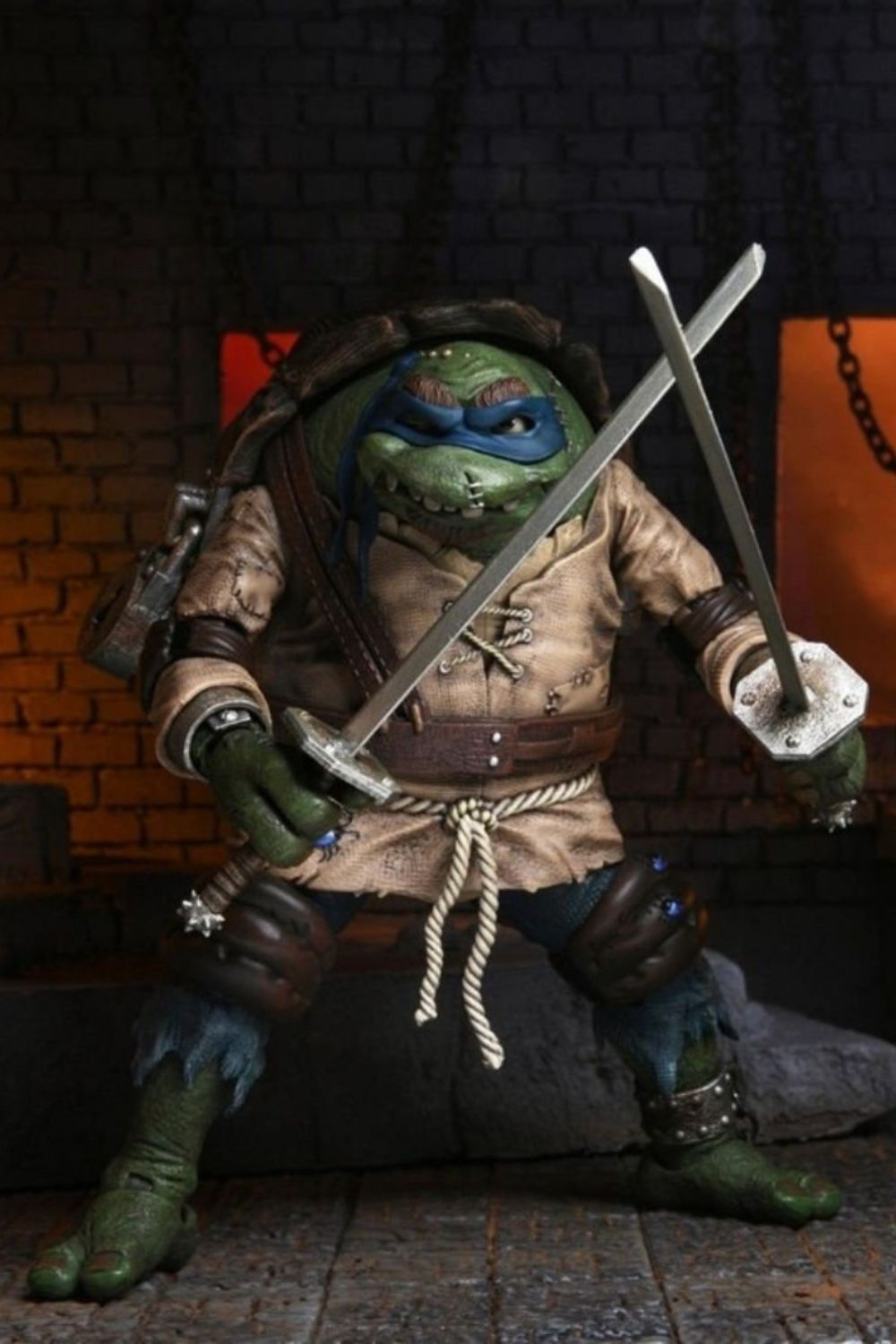 Neca-Universal Monsters x TMNT: Ultimate Leonardo as The Hunchback Aksiyon Figürü-Figürler-5-roqelvaxirum.shop