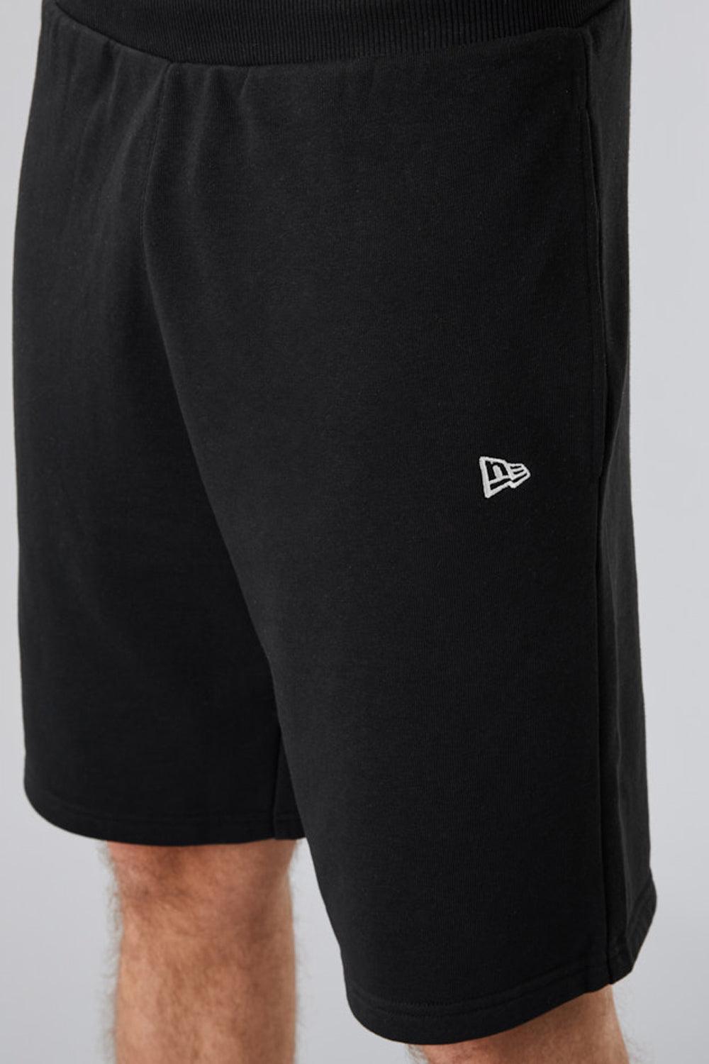 New Era-Essential Shorts Black-Şort-1-roqelvaxirum.shop