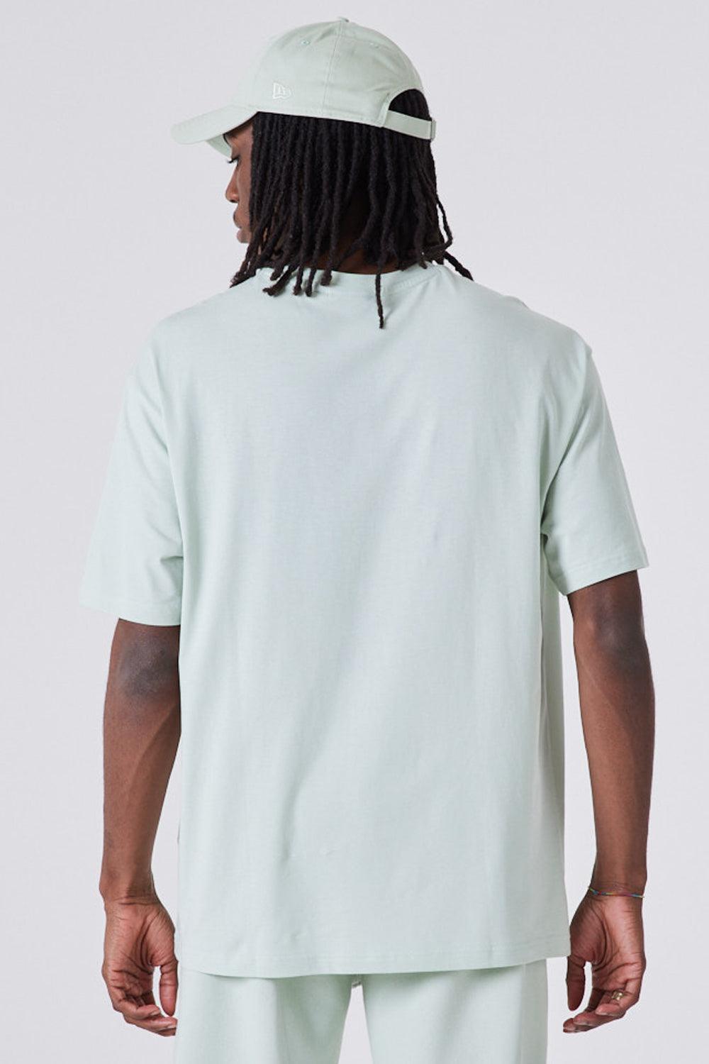 New Era-MLB League Essential Oversized Tee Green-T-Shirts-2-roqelvaxirum.shop