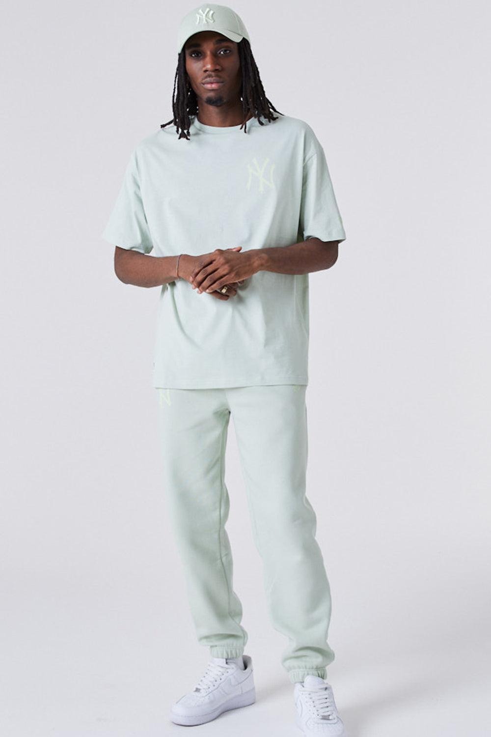 New Era-MLB League Essential Oversized Tee Green-T-Shirts-7-roqelvaxirum.shop