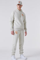 New Era-MLB League Essential Relaxed Jogger-Eşofman-1-roqelvaxirum.shop