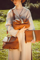 Otrera-Leda Hera Tan-Clutch-5-roqelvaxirum.shop