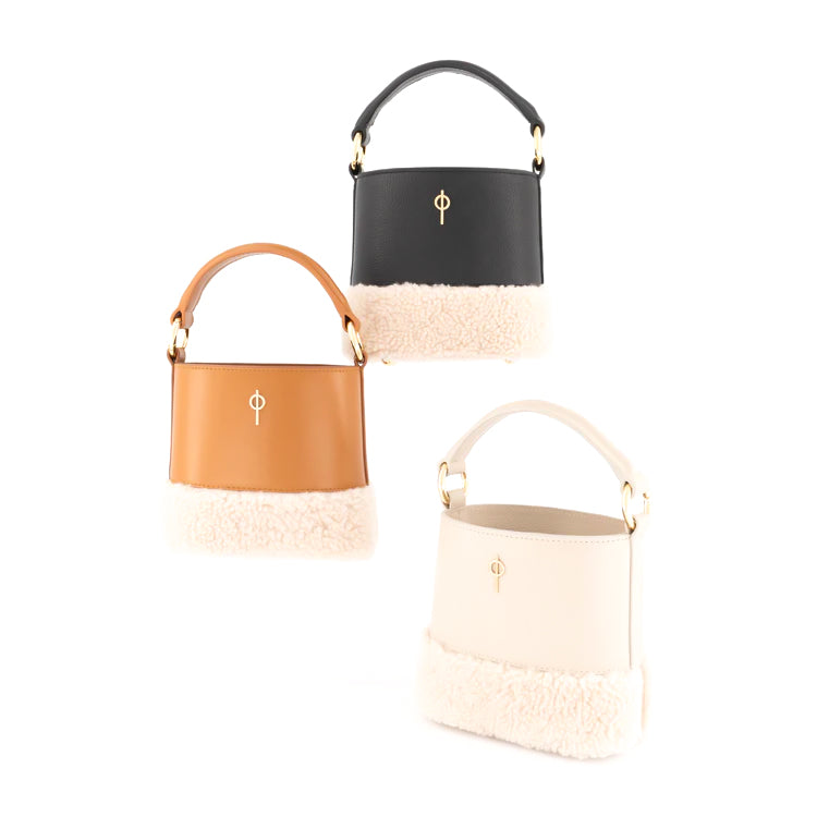 Otrera-Noa Fluffy Black-El Çantası-3-roqelvaxirum.shop