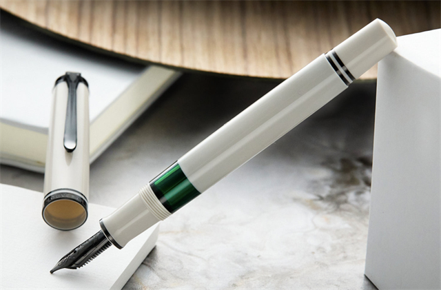 Pelikan-Souveran M670 Warm Grey Dolma Kalem B-Dolma Kalem-9-roqelvaxirum.shop