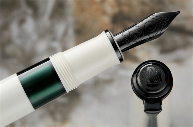 Pelikan-Souveran M670 Warm Grey Dolma Kalem M-Dolma Kalem-8-roqelvaxirum.shop
