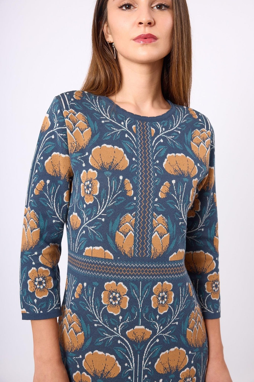 Peraluna-Felicity Çiçek Jakarlı Kadın Triko Elbise İndigo Multi-Elbise-3-roqelvaxirum.shop