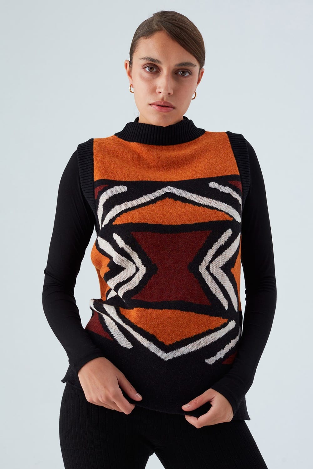Peraluna-Kenda Vest Etnik Jakar Desenli Yanları Yırtmaçlı Kadın Triko Süveter-Kazak & Triko-3-roqelvaxirum.shop