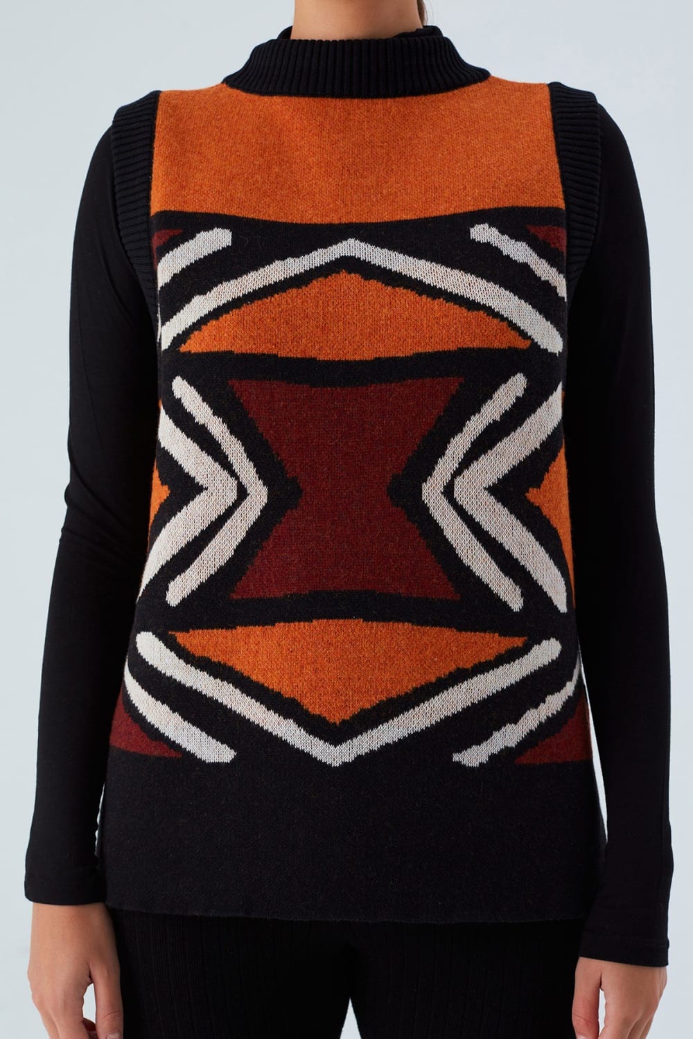 Peraluna-Kenda Vest Etnik Jakar Desenli Yanları Yırtmaçlı Kadın Triko Süveter-Kazak & Triko-4-roqelvaxirum.shop