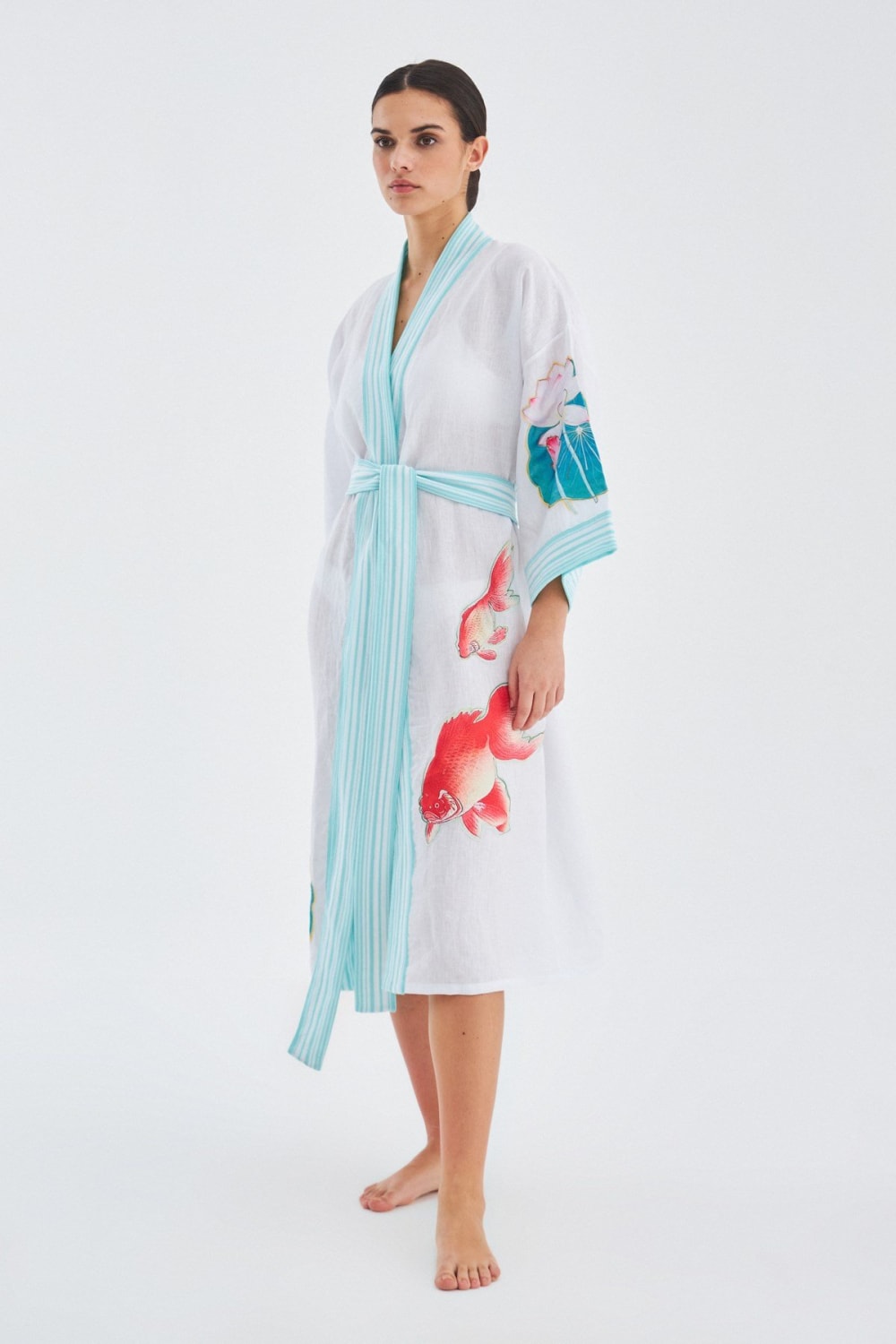 Peraluna-Lotus Balık Aplikeli Keten Karışımlı Diz Altı Kadın Kimono-Kimono-4-roqelvaxirum.shop