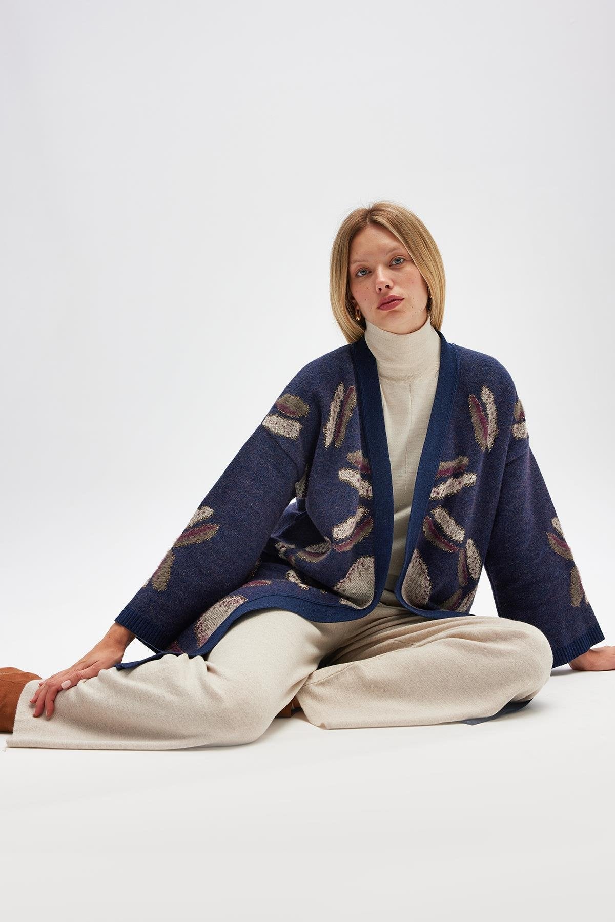 Peraluna-Makoya Desenli Kadın Triko Kimono Indigo Multi-Kimono-6-roqelvaxirum.shop