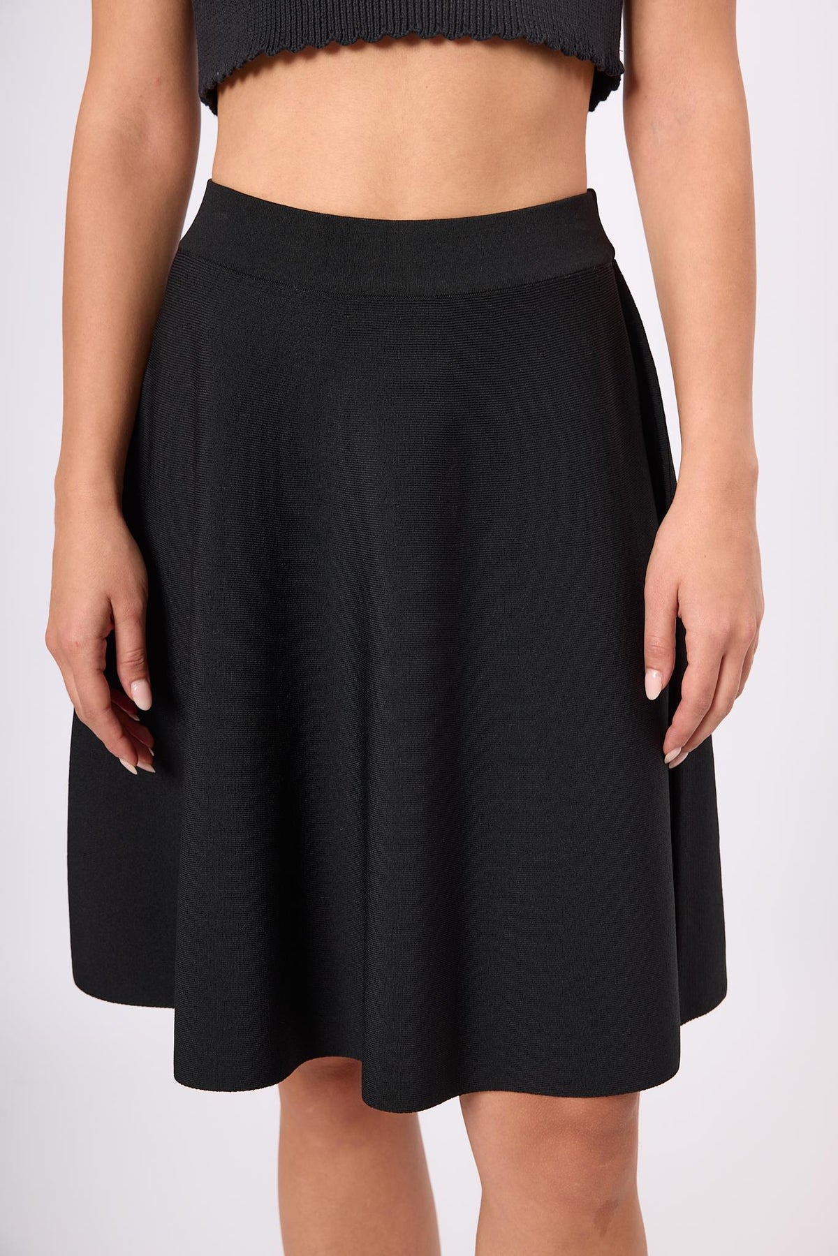 Peraluna-Michele Volanlı Mini Triko Etek Siyah-Etek-5-roqelvaxirum.shop