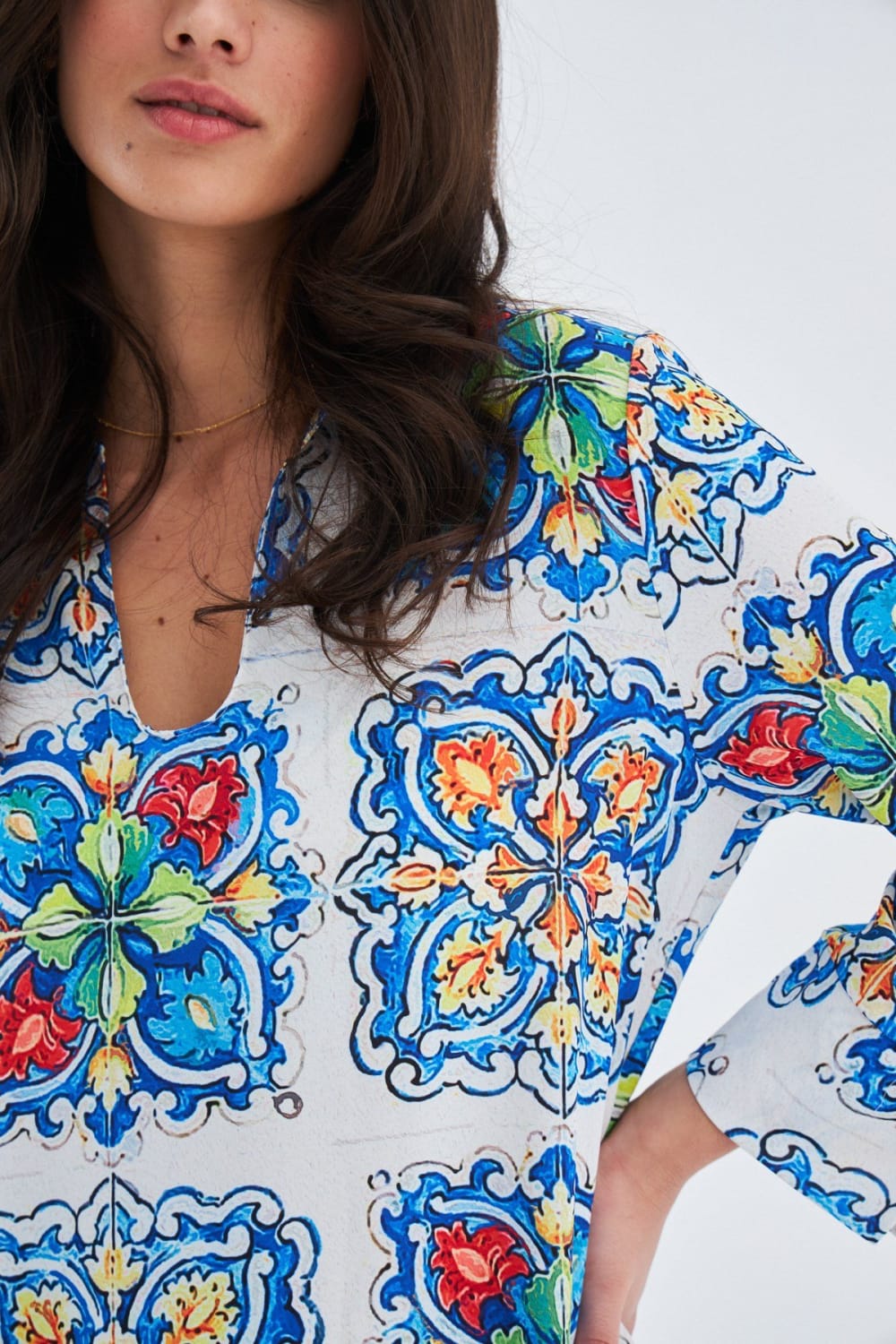 Peraluna-Ria Caftan Çini Desenli 123 Cm Derin Yırtmaçlı Saten Kadın Kaftan -Kimono-7-roqelvaxirum.shop
