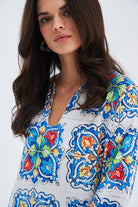Peraluna-Ria Caftan Çini Desenli 123 Cm Derin Yırtmaçlı Saten Kadın Kaftan -Kimono-8-roqelvaxirum.shop
