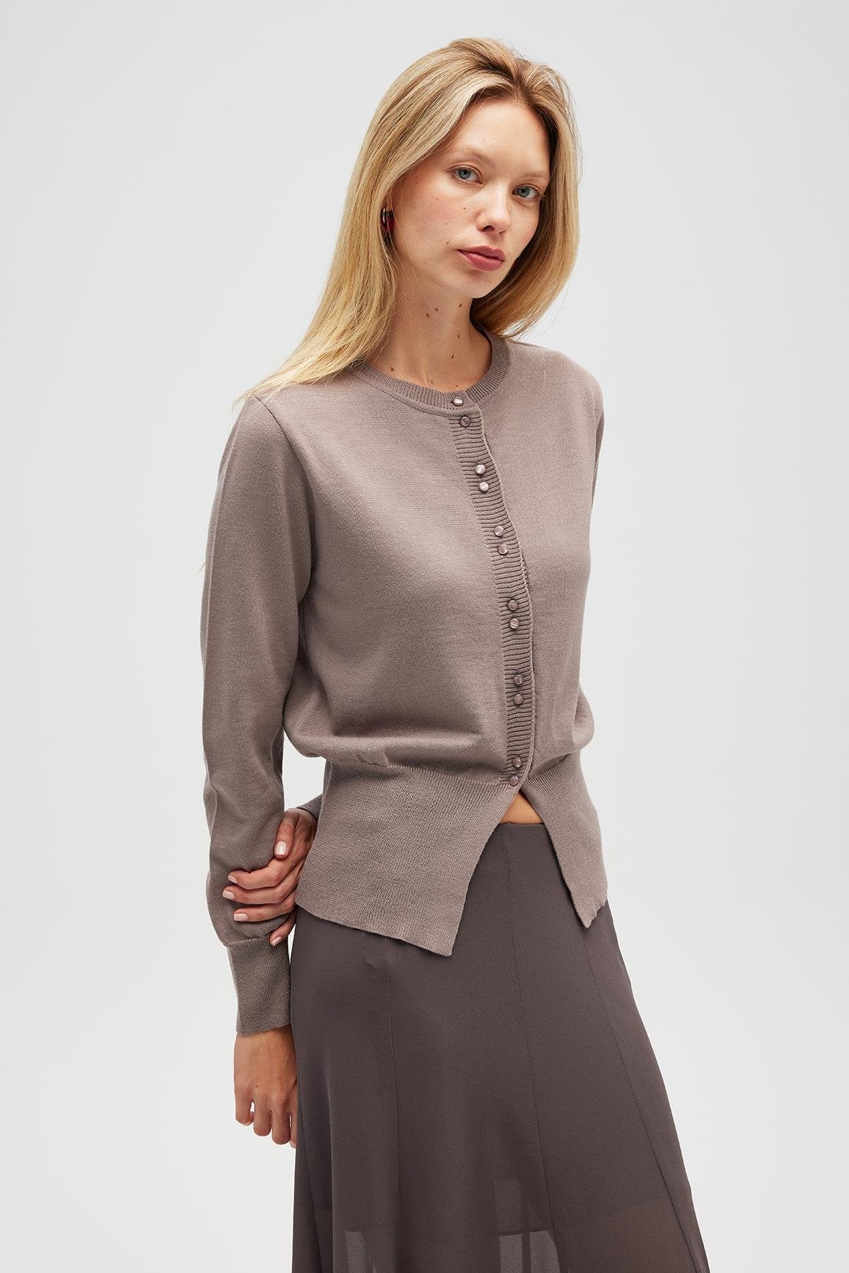 Peraluna-Ripley çelik örgü, Düğmeli Kadın Triko Hırka Kum Gri-Hırka-5-roqelvaxirum.shop