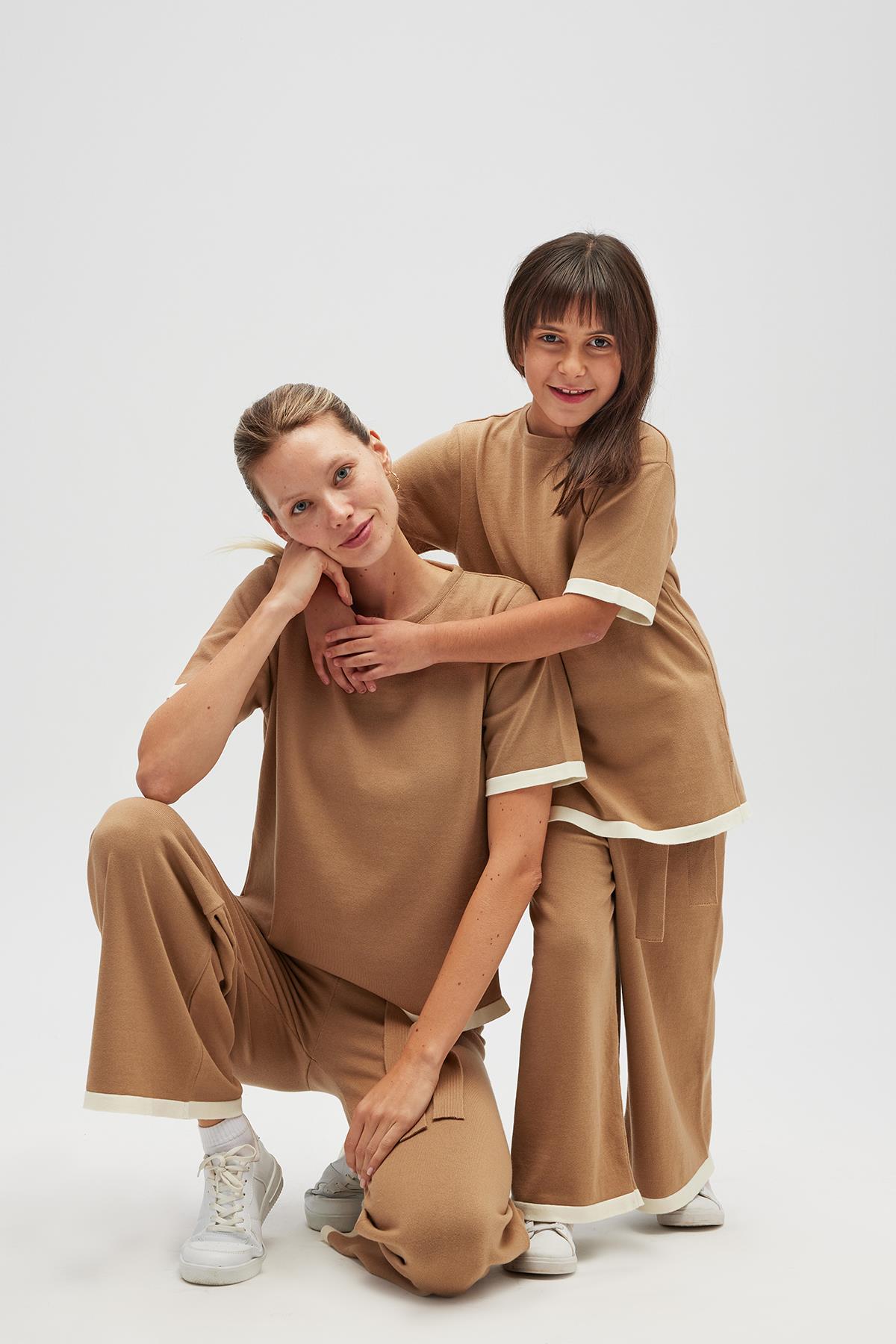 Peraluna-Rumi Kadın Beli Kemerli Triko Pantolon Camel-Pantolon-6-roqelvaxirum.shop