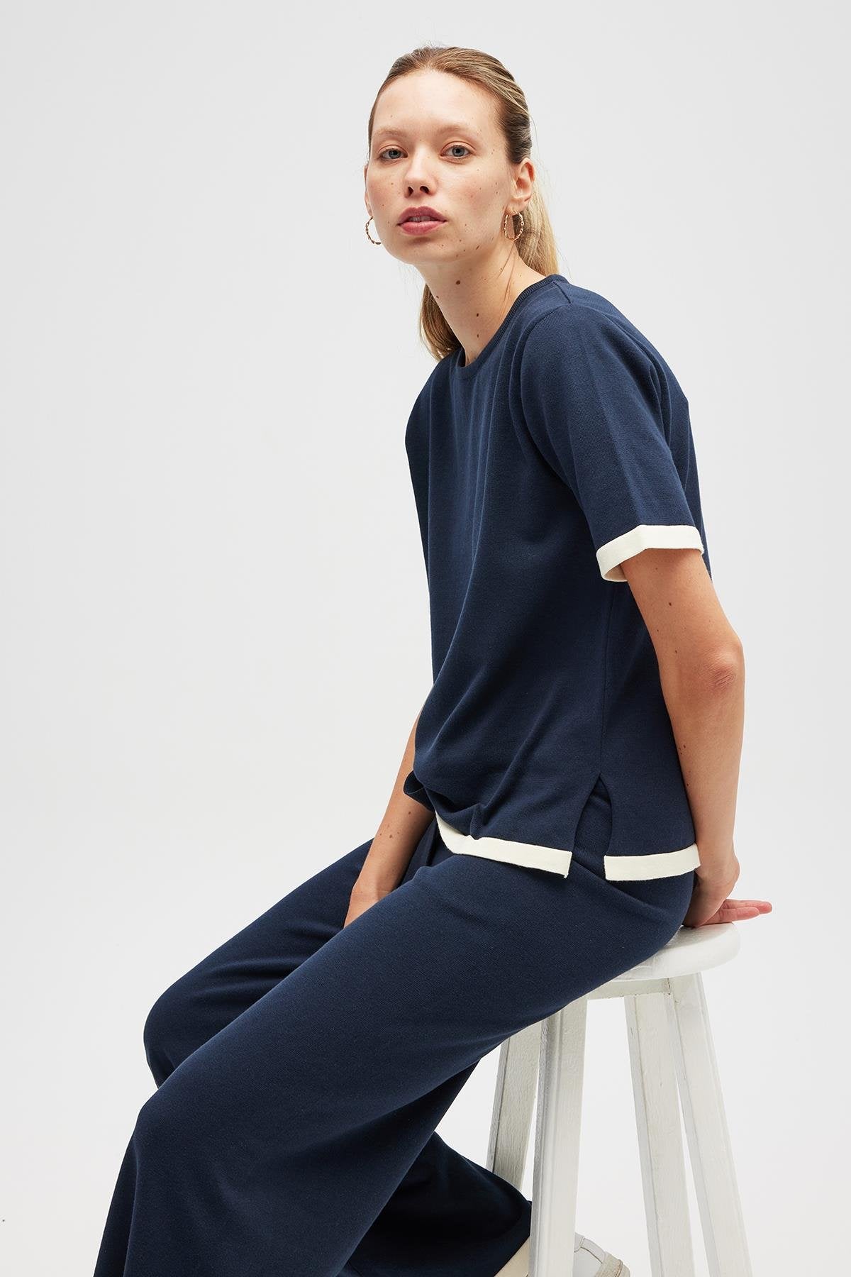 Peraluna-Rumi Kadın Beli Kemerli Triko Pantolon Navy-Pantolon-2-roqelvaxirum.shop
