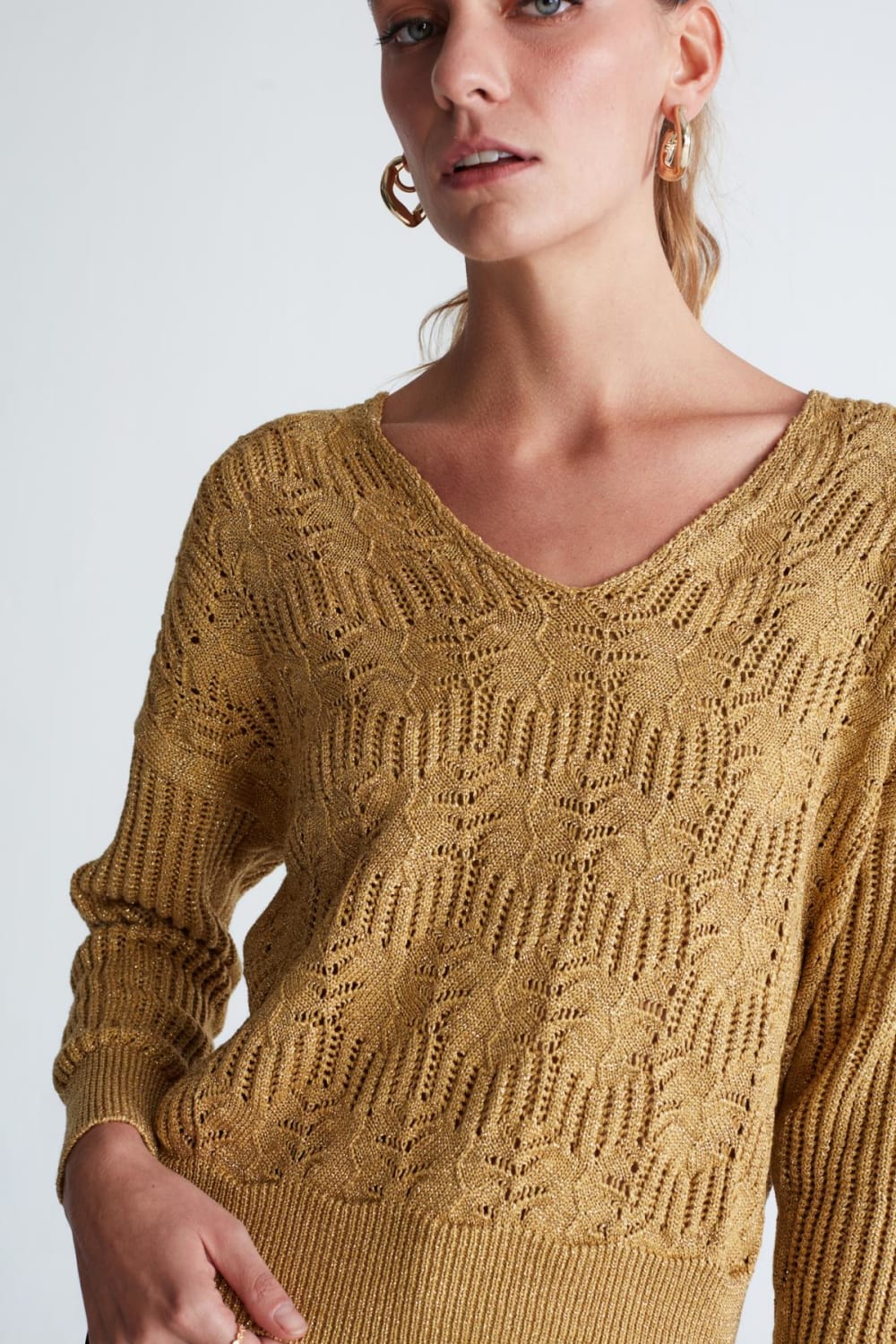 Peraluna-Scarlet Pullover Çiçek Desen V Yaka Simli Uzun Kol Kadın Triko Kazak -Kazak & Triko-4-roqelvaxirum.shop