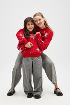 Peraluna-Snowflake Kartanesi Desenli Unisex Yılbaşı Kazağı Kırmızı-Kazak-8-roqelvaxirum.shop