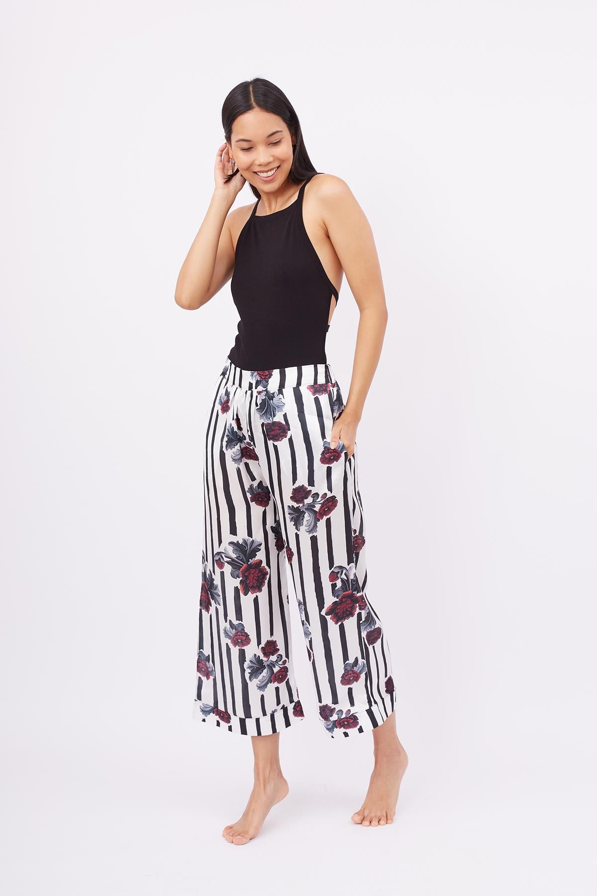 Peraluna-Stripe Garden Trouser Çizgili Güllü Baskılı Saten Kadın Pantolon-Pantolon-5-roqelvaxirum.shop