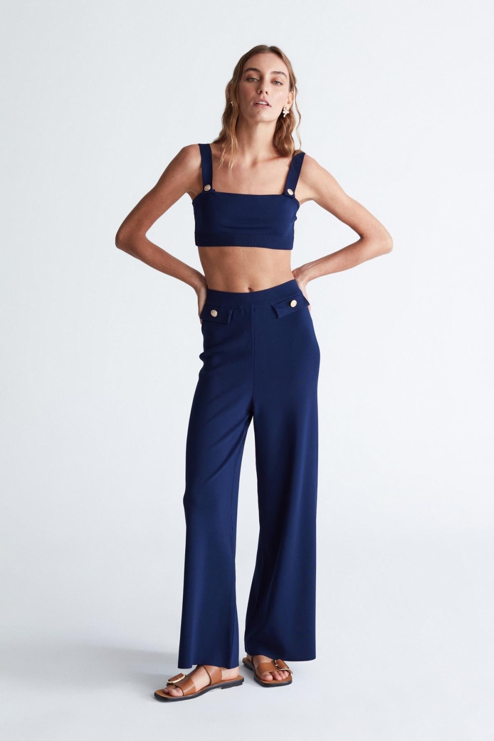 Peraluna-Styleboom X Marlene Trouser Düğme Detaylı Rahat Kesim Kadın Triko Pantolon -Pantolon-6-roqelvaxirum.shop