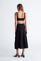 Peraluna-Styleboom X Vivien Skirt Düğme Detaylı Diz Altı Kloş Kadın Triko Etek -Etek-14-roqelvaxirum.shop