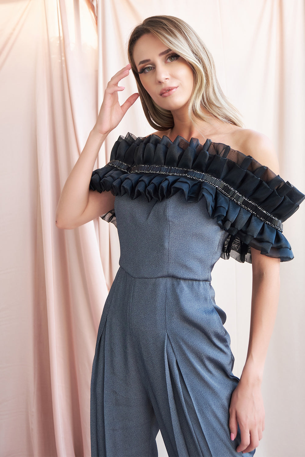 Petra Petrova-Gri Fırfırlı Tulum İvy-Tulum-2-roqelvaxirum.shop