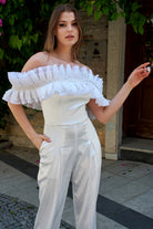 Petra Petrova-İvy Beyaz Fırfırlı Tulum-Tulum-2-roqelvaxirum.shop