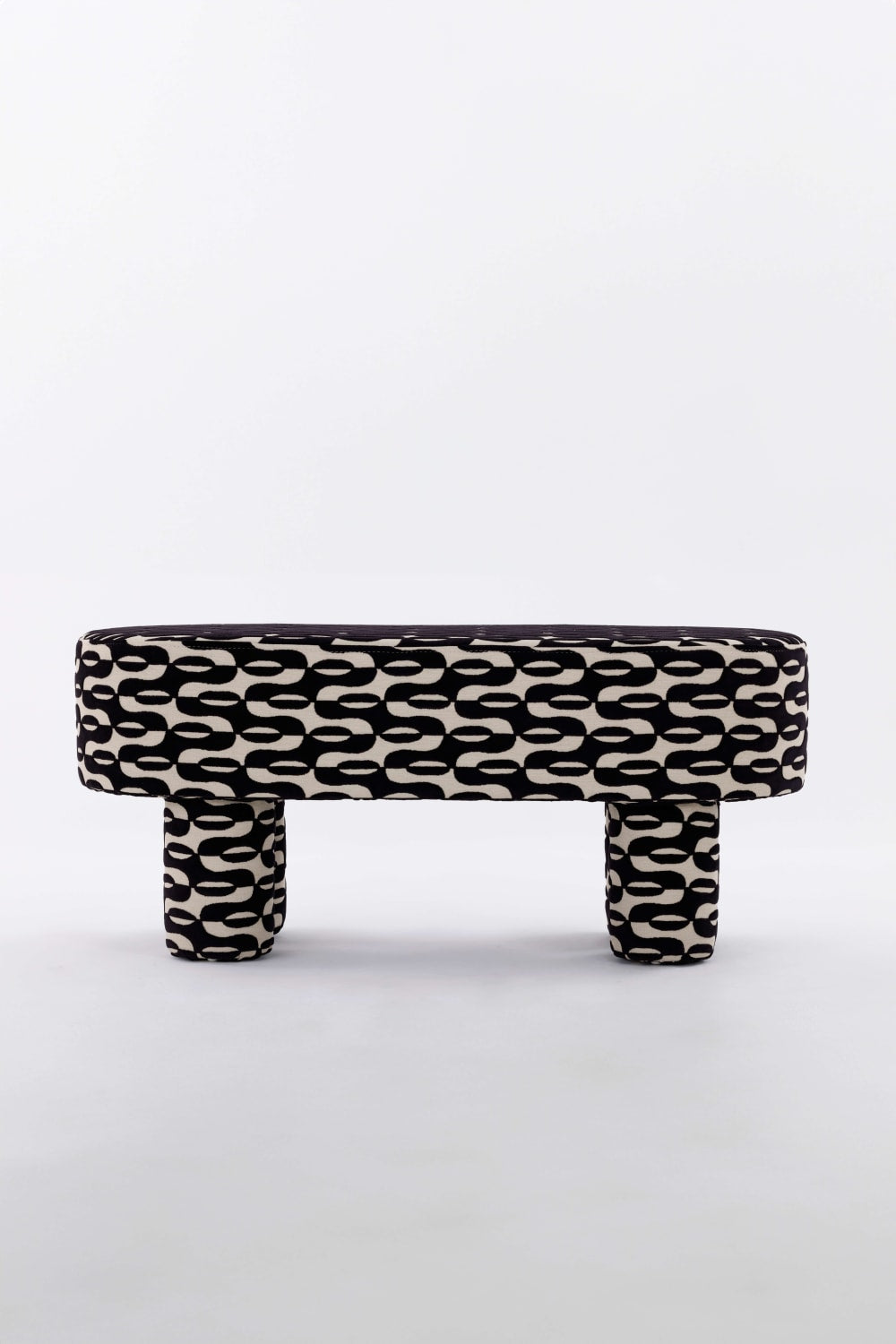 Posto Studio-Noir Blanc Bank-Puf-2-roqelvaxirum.shop