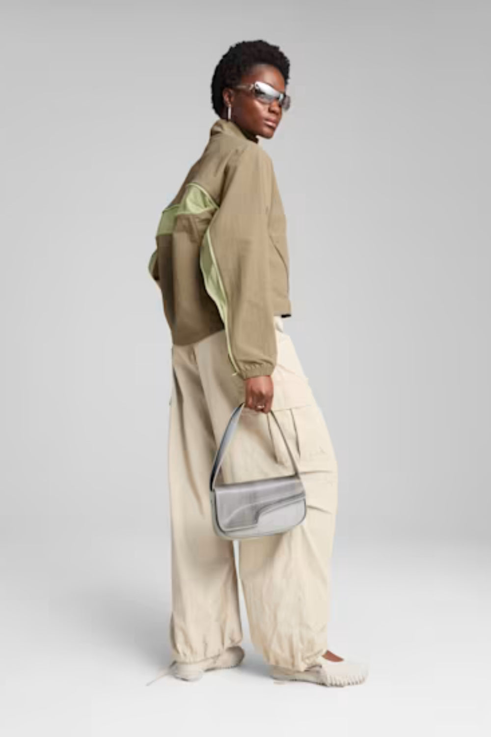 Puma-Dare To Oversized Zip-Off Woven Jacket V-Sweatshirts & Hoodies-4-roqelvaxirum.shop