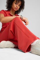Puma-ESS Relaxed Sweatpants op Red Fi-Eşofman-3-roqelvaxirum.shop