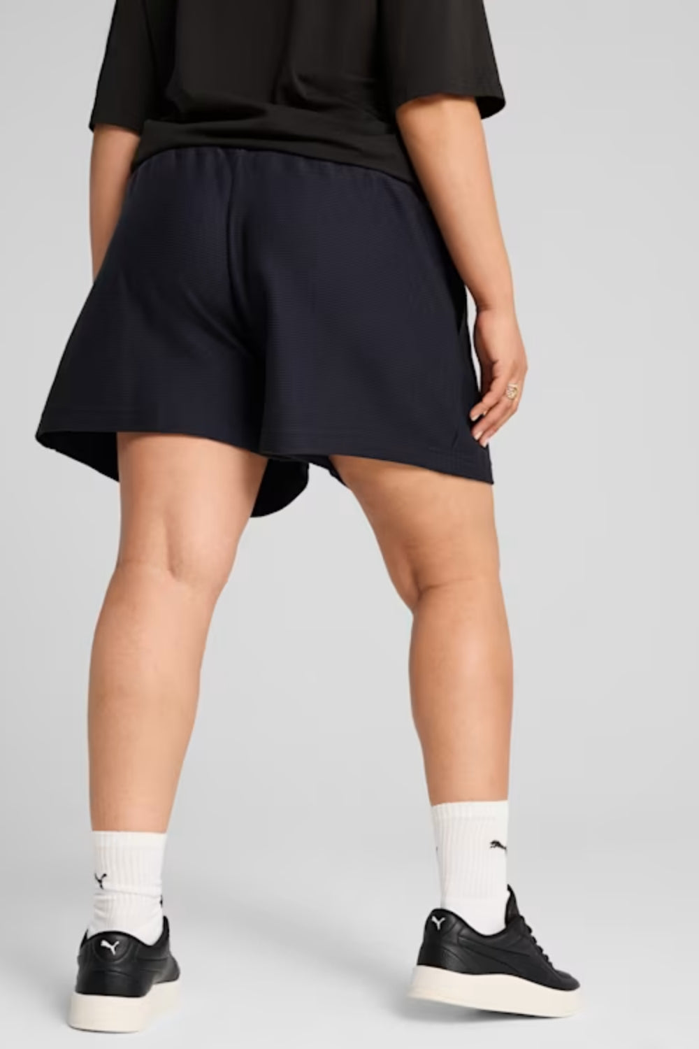 Puma-PREMIUM ESS A-Line Shorts 4 Jacquard New Navy-Şort-5-roqelvaxirum.shop