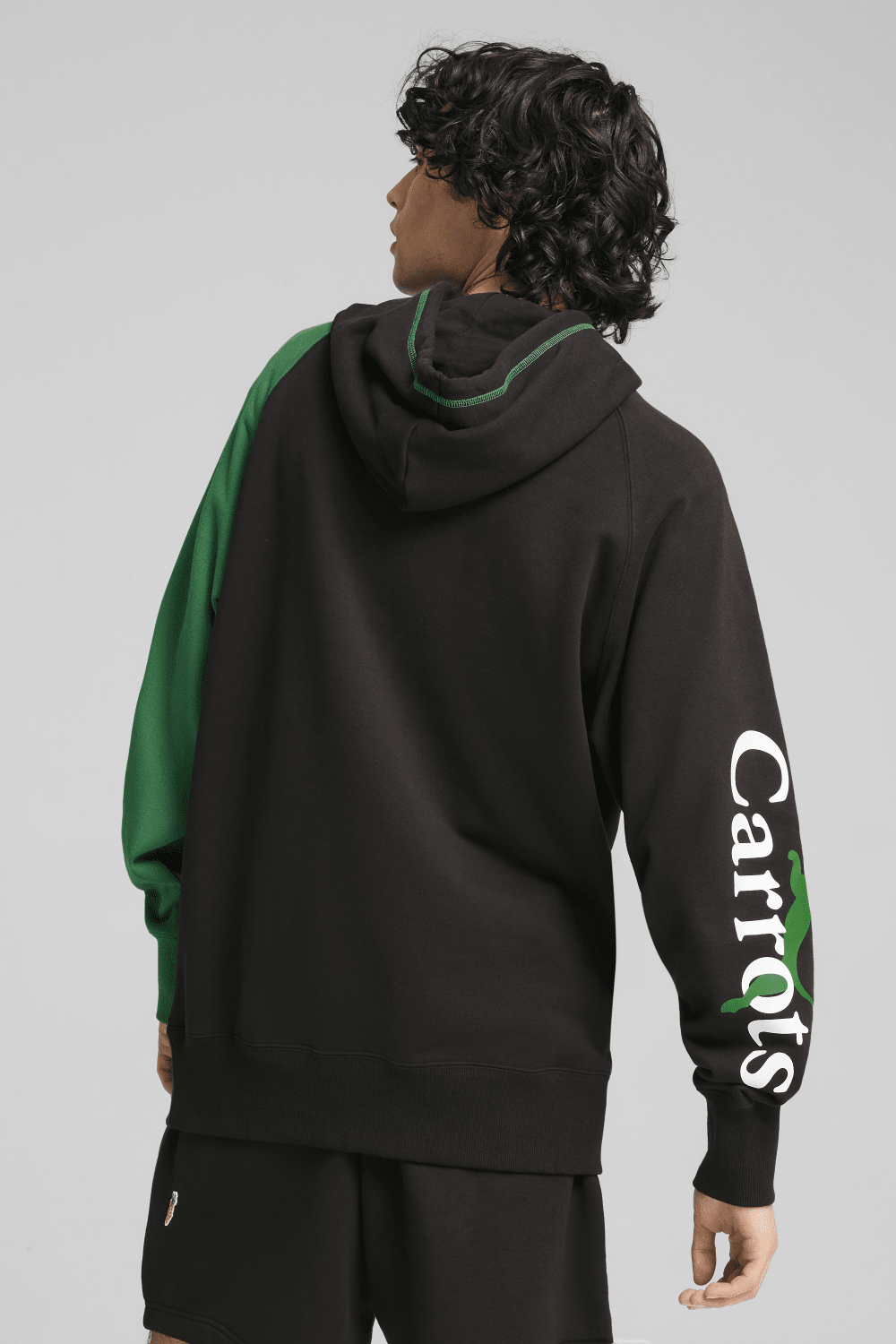 Puma-PUMA X CARROTS Hoodie Puma Black-Sweatshirts & Hoodies-6-roqelvaxirum.shop