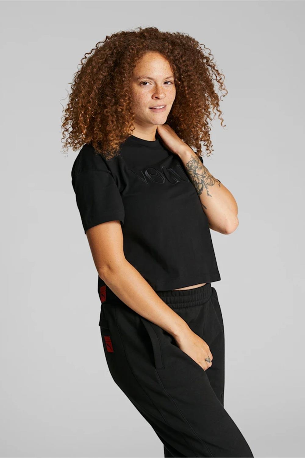 Puma-PUMA x VOGUE Graphic Tee Puma Black-T-Shirts-3-roqelvaxirum.shop