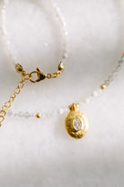 Elena Beyaz Akik Kolye - Moonstone White