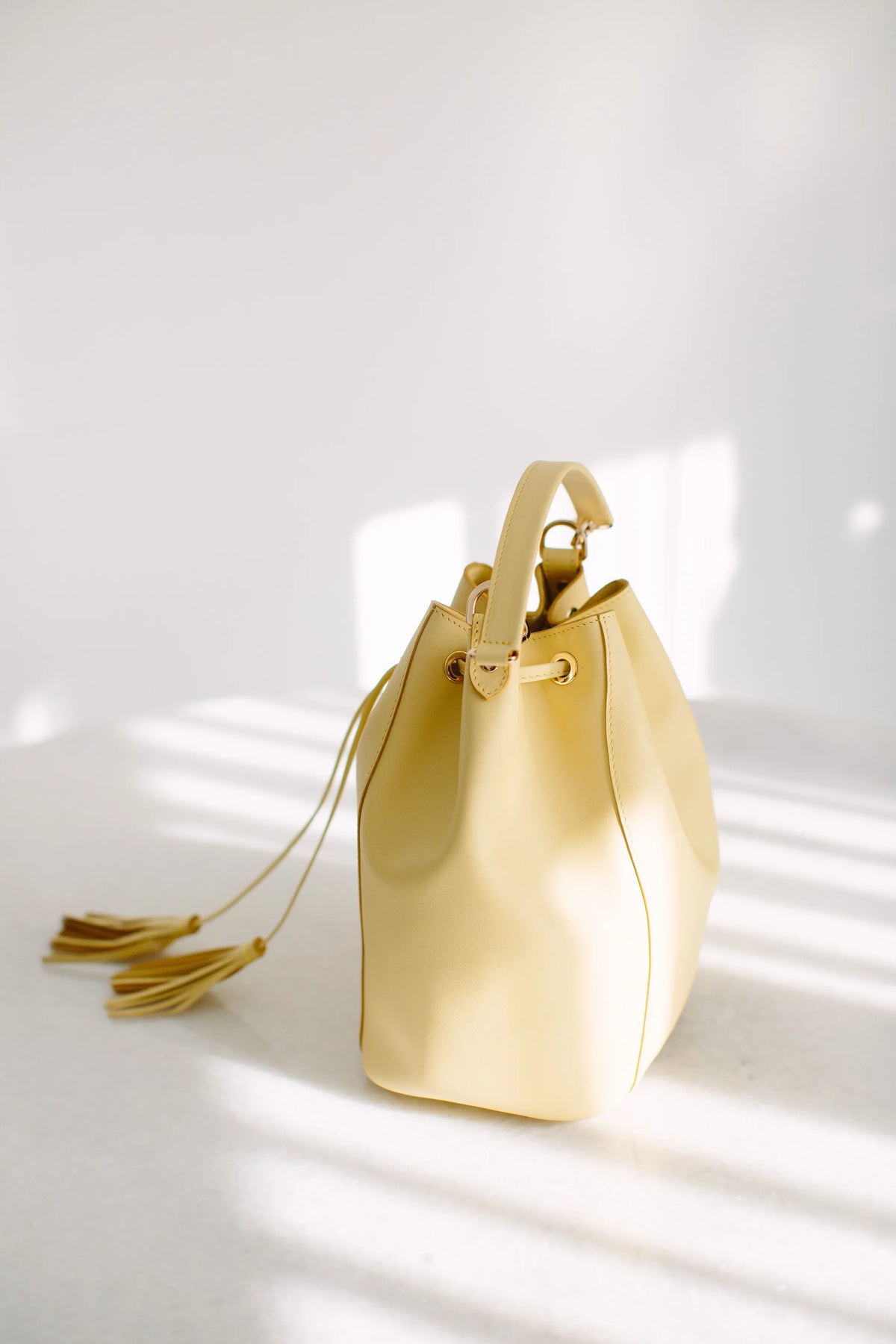 Pure Paris-Grand Bonbon Soleil Çanta - Butter Yellow-El Çantası-6-roqelvaxirum.shop
