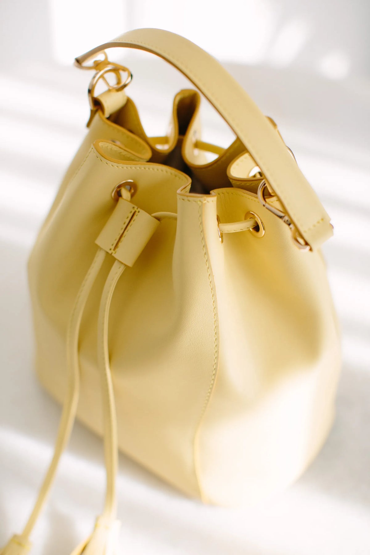Pure Paris-Grand Bonbon Soleil Çanta - Butter Yellow-El Çantası-7-roqelvaxirum.shop
