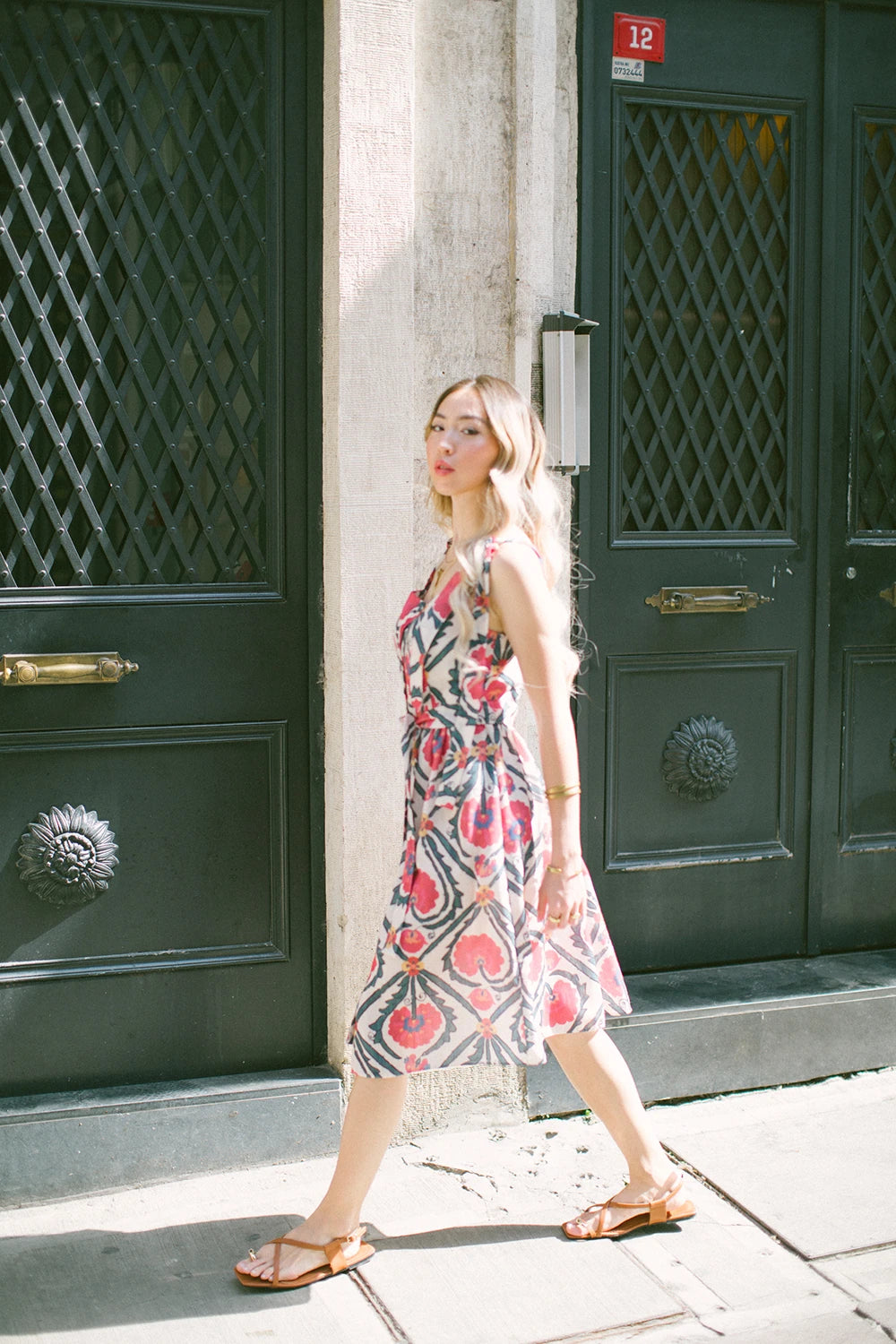 Pure Paris-Vintage Suzani Askılı Keten Midi Elbise – Pembe-Elbise-4-roqelvaxirum.shop