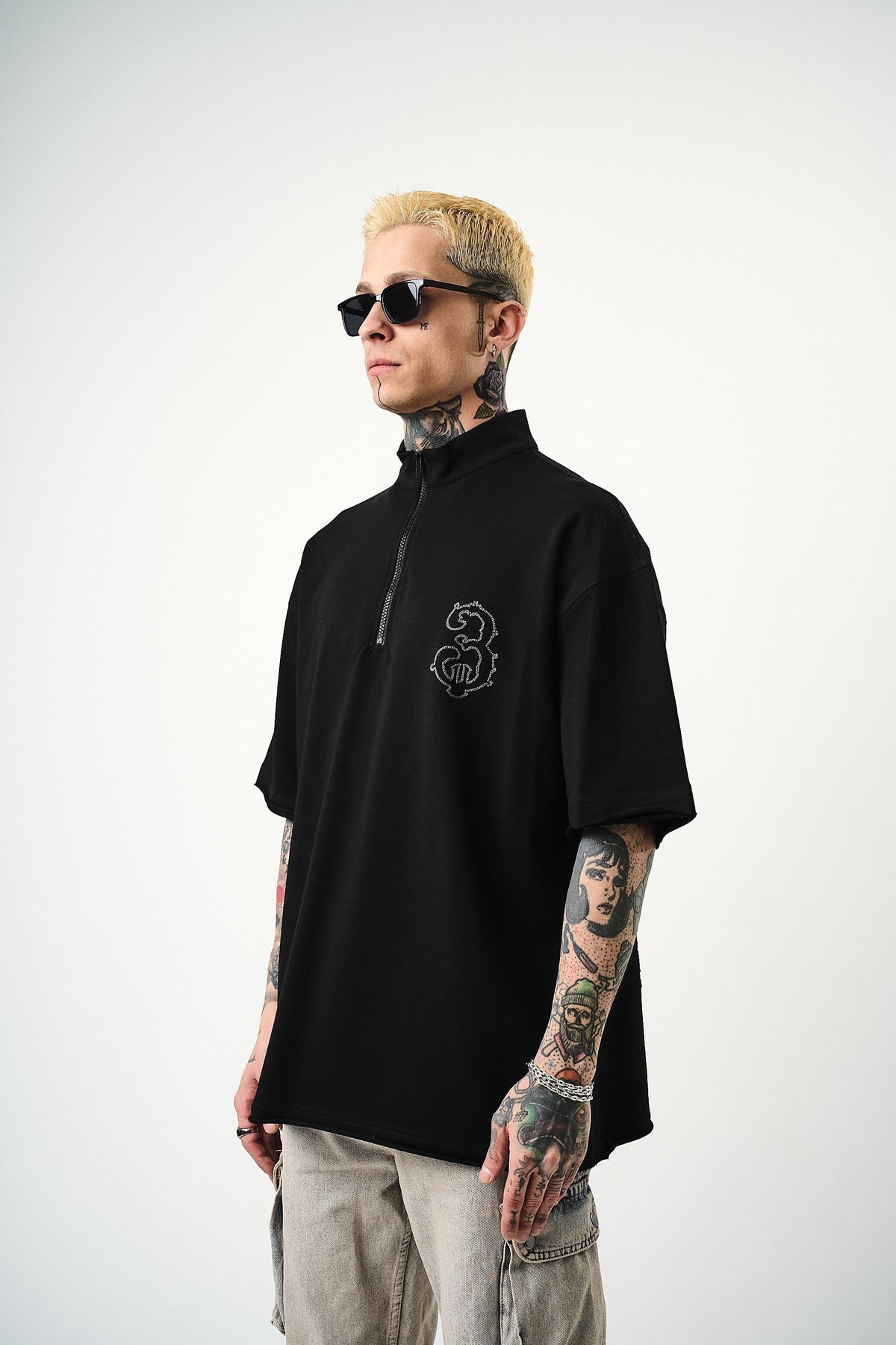 Erkek 3 Nakışlı Yarım Fermuarlı Oversize T-Shirt Siyah