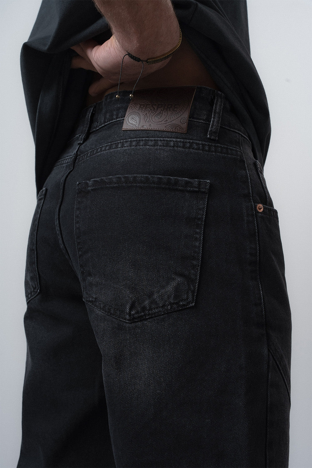 Respire-Erkek Asimetrik Dikiş Detaylı Baggy Jean Siyah-Kot Pantolon-6-roqelvaxirum.shop