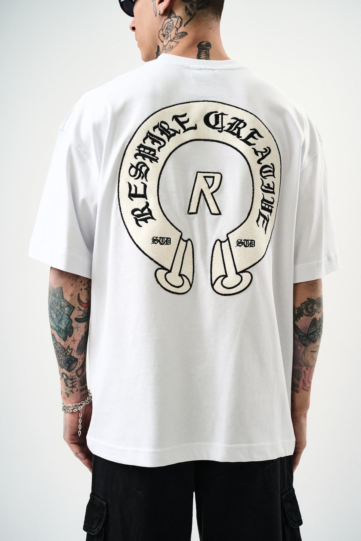 Erkek R Creative Nakışlı Oversize T-Shirt Beyaz - 3