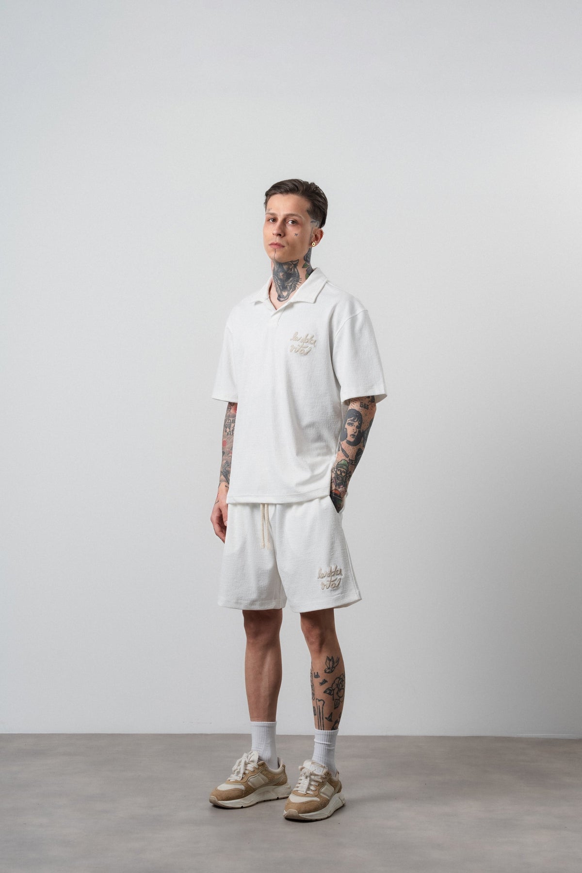 Erkek La Dolce Vita Yazılı Regular Fit T-Shirt Şort Takım Ekru