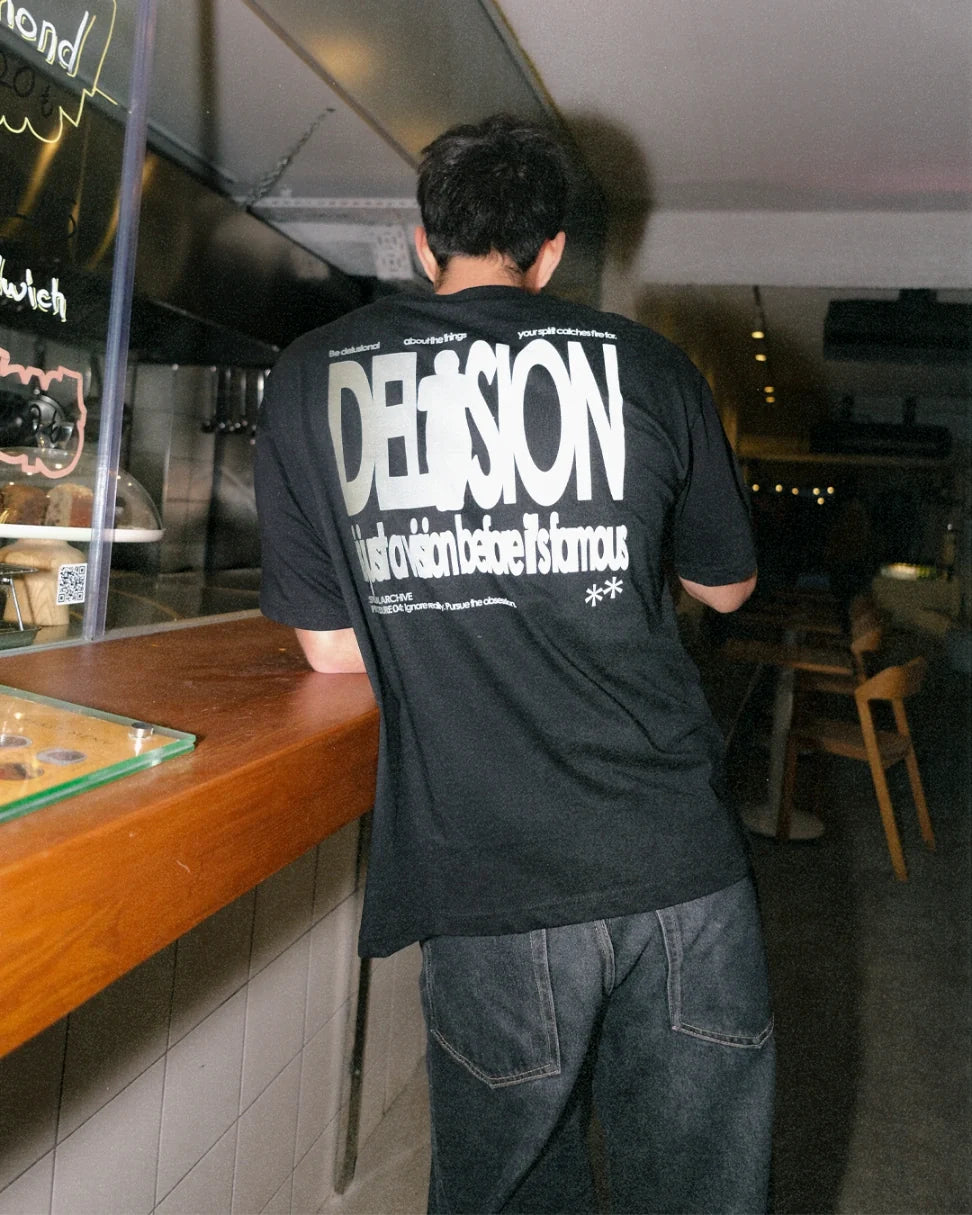 Delusional Logo Oversize Tişört